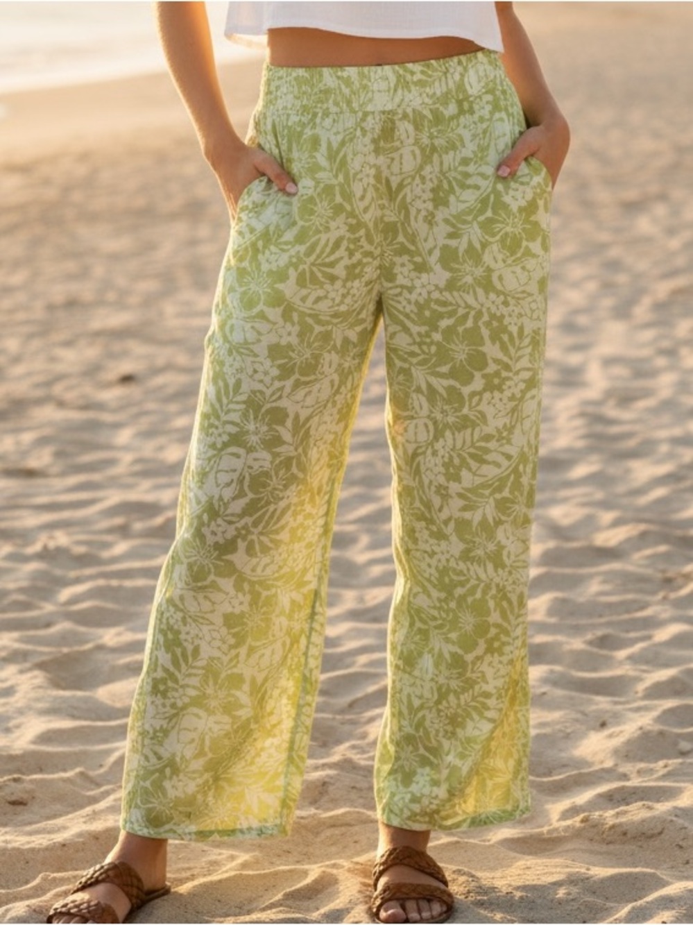 Billabong Seaside Green Floral
Elastic Casual Lounge Wide Leg Beach Pant Pockets